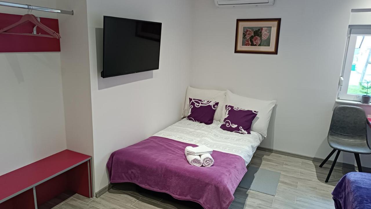 Rooms Jelak Velika Gorica Eksteriør billede